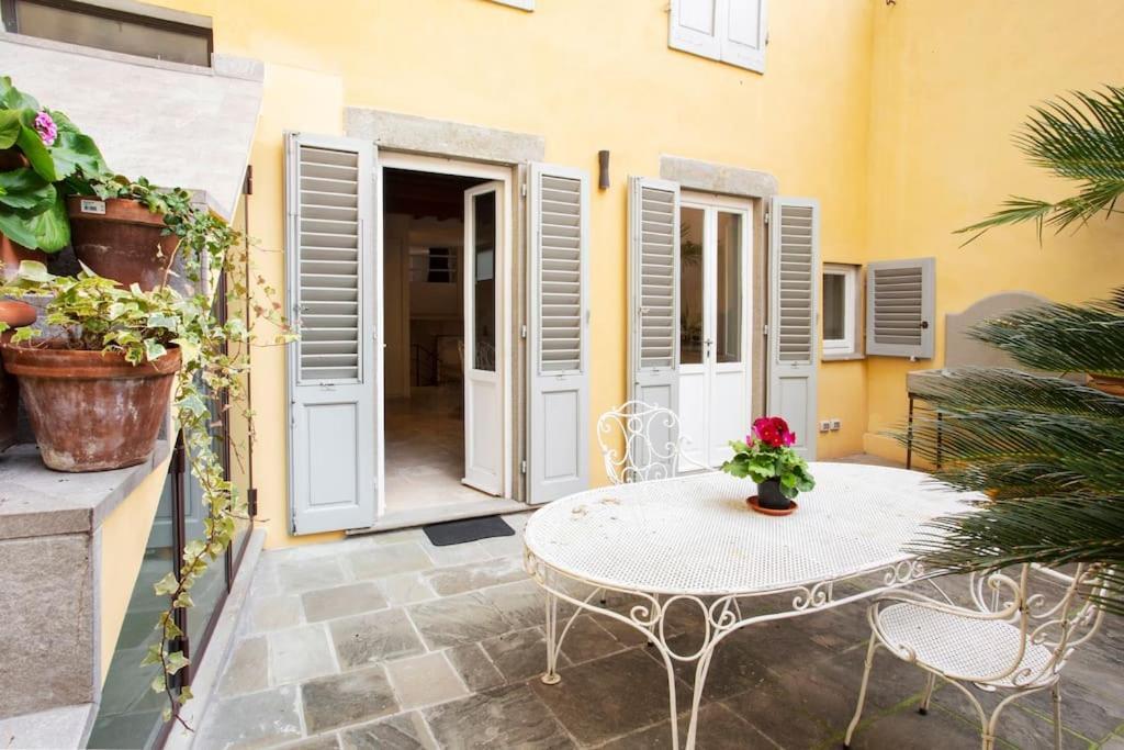 Apartamento Santa Maria In Campo Florencia Exterior foto